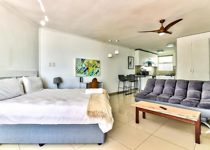 33 Blue Waters Studio Apartment.