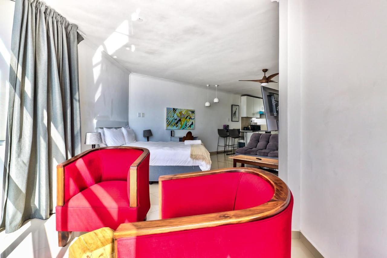 33 Blue Waters Apartment. Kaapstad